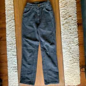 lee black mom jeans (size 24/25 waist) 🔲⚫️▫️